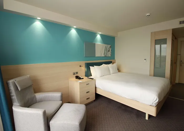 Готель Hampton By Hilton London Docklands